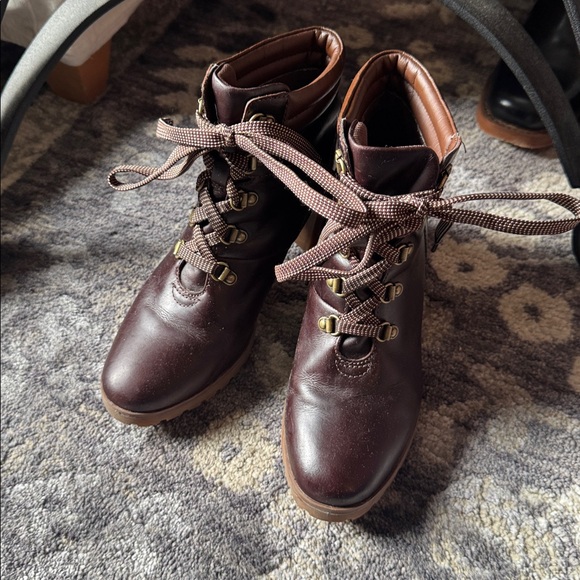 Timberland Women's Brown Allington Heeled Ankle Boots - Picture 2 of 10